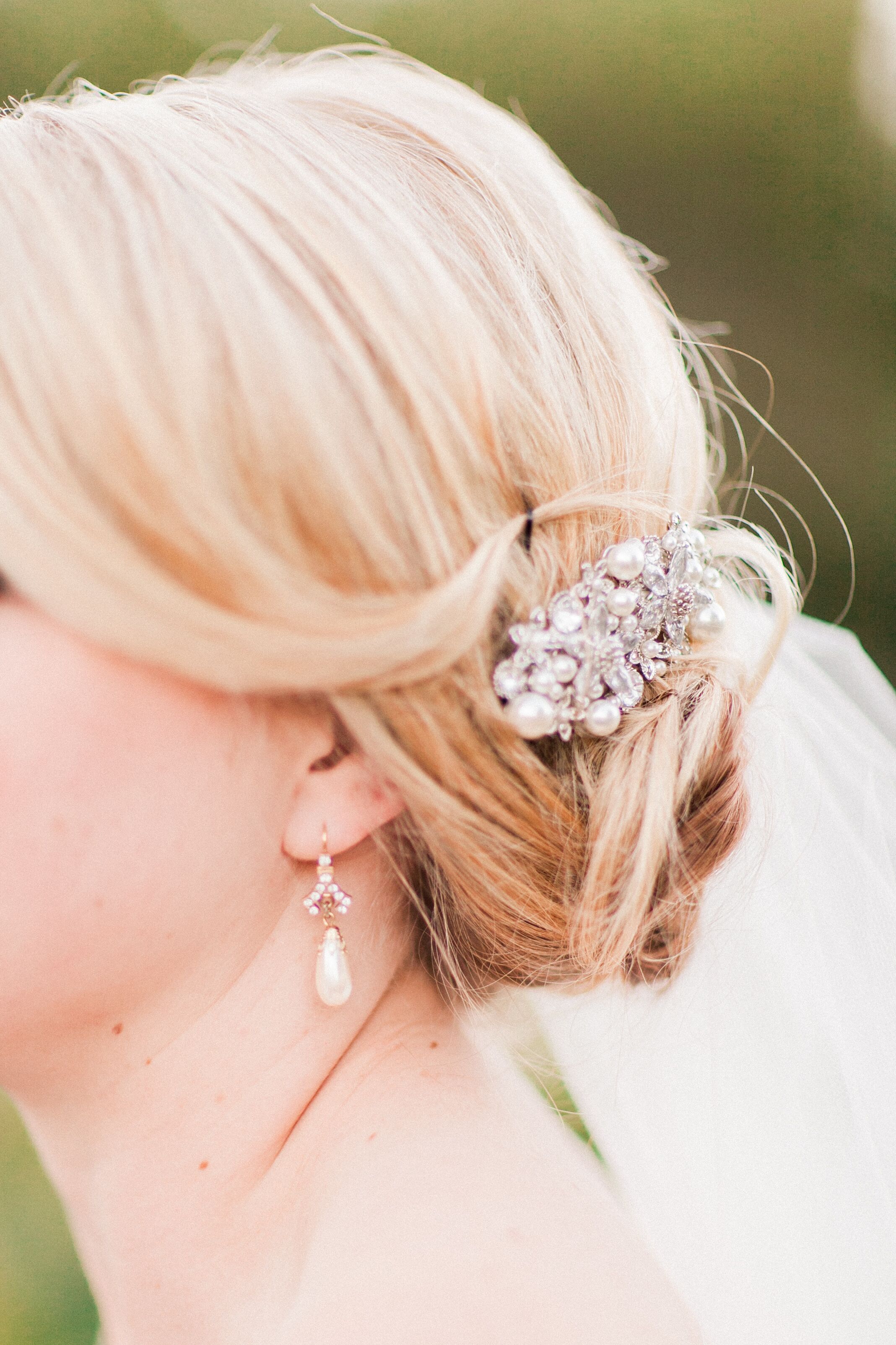 crystal pearl hair clip