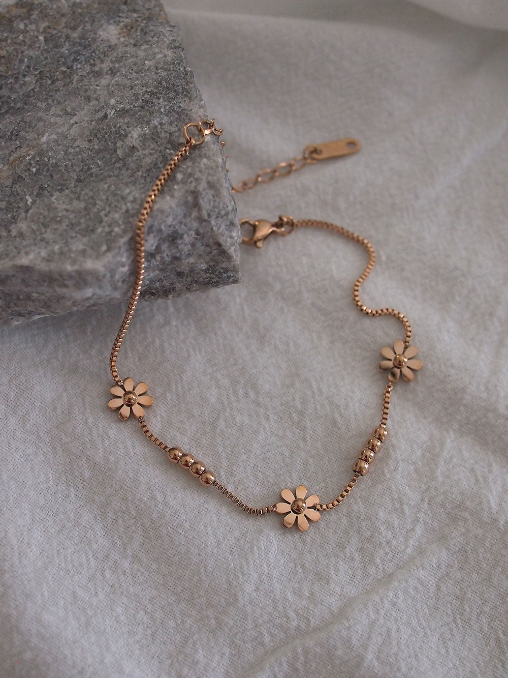 rose gold zirconia anklet