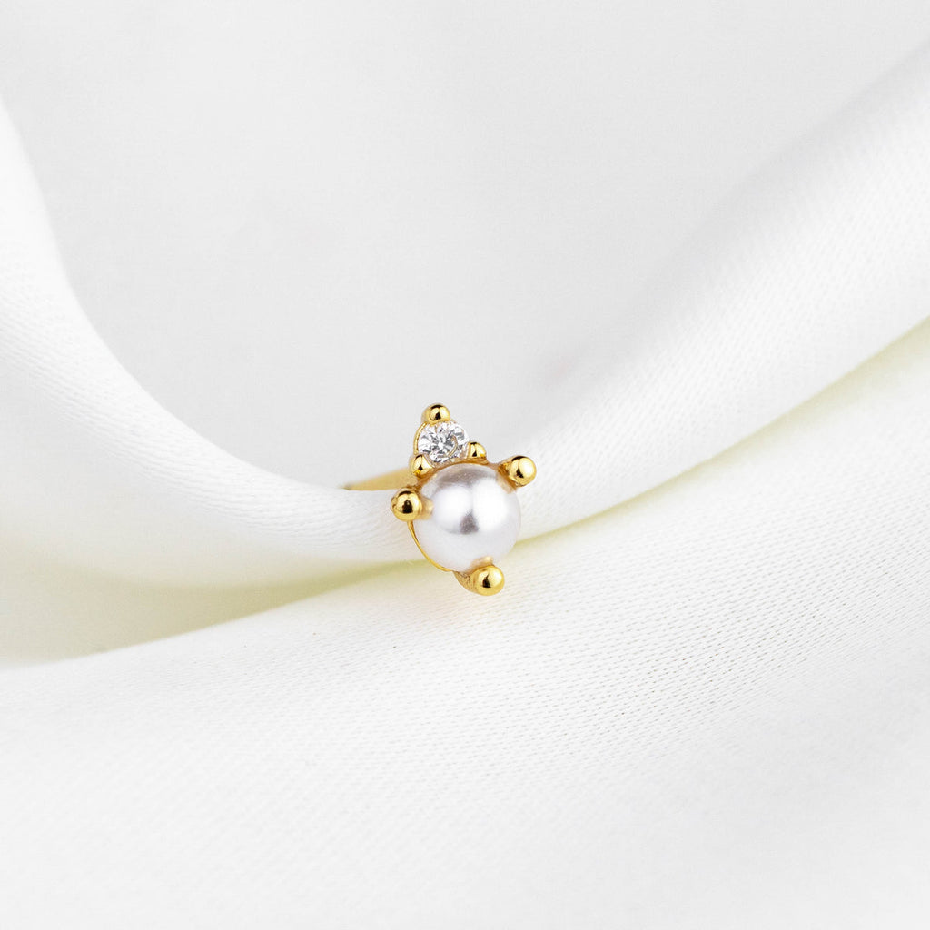 pearl crystal stud earrings