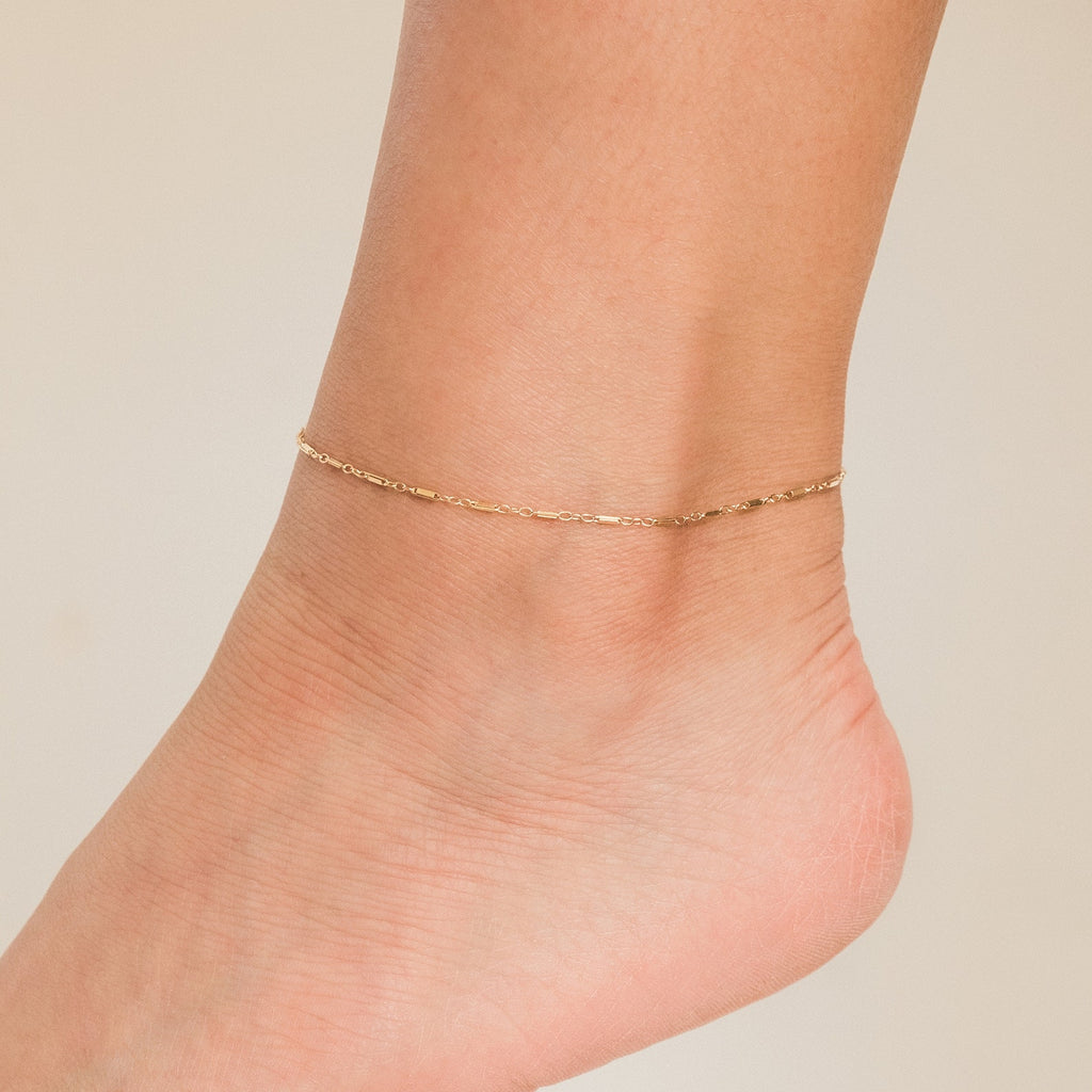 dainty gold chain anklet